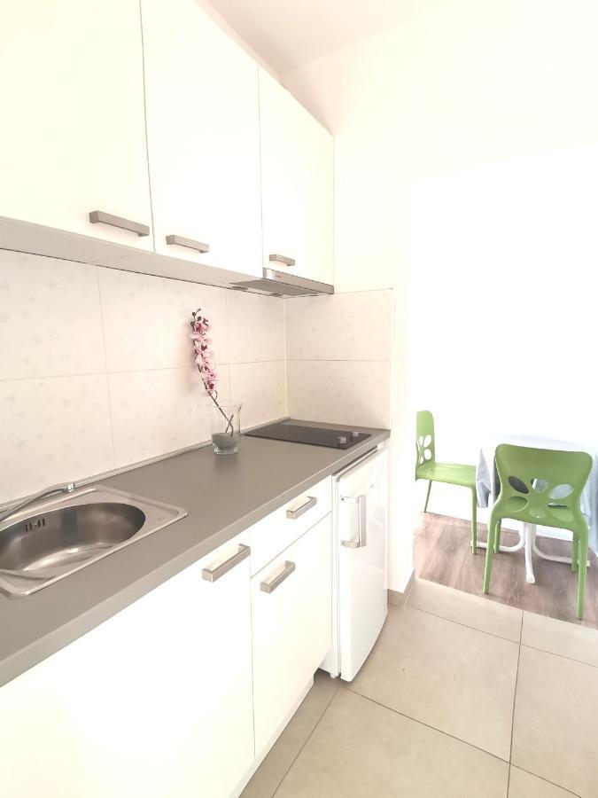 Top Studio 9 Makarska Rivijera Promajna Exterior foto
